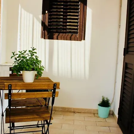 Le Amiche Apartment *